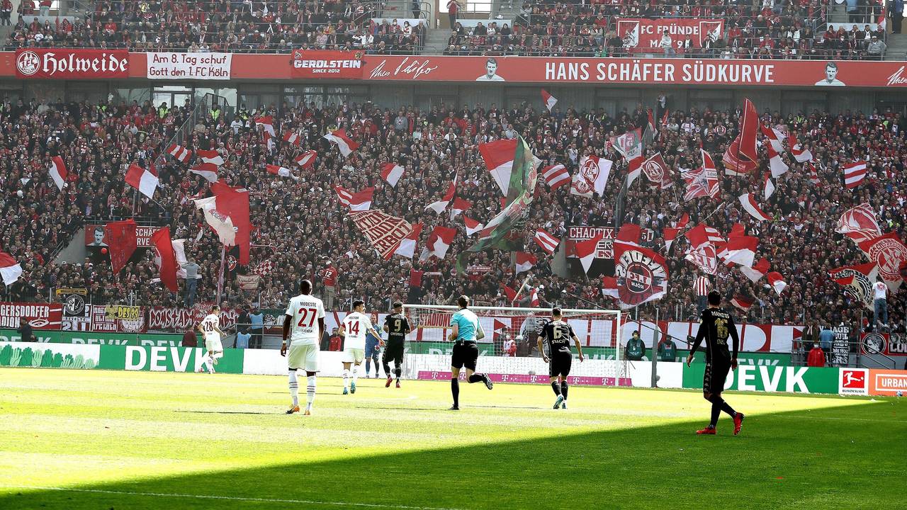 Spielszene aus dem Bundesliga-Duell zwischen dem 1. FC Köln und Mainz 05