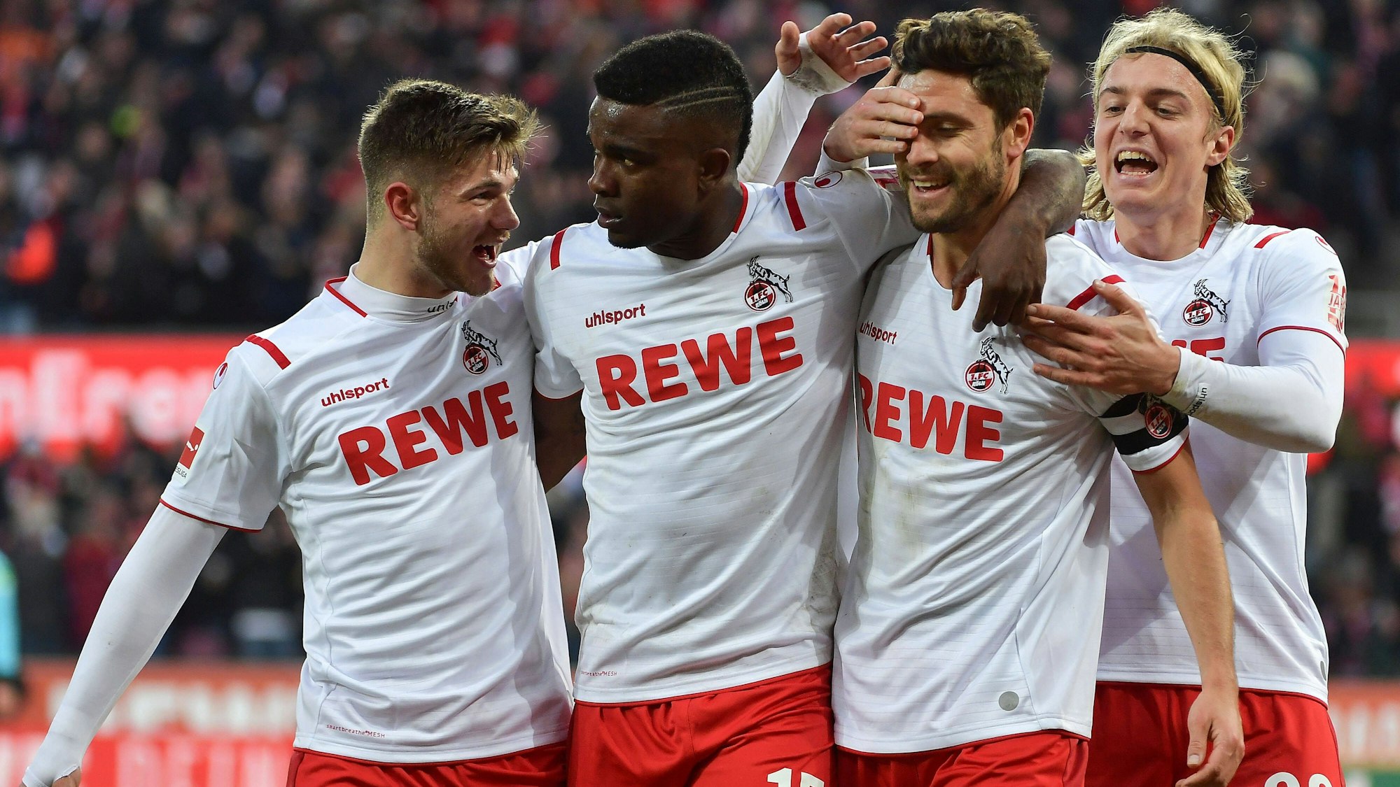 Jhon Cordoba (2.v.l.) jubelte am 18. Januar 2020 mit seinen damaligen Köln-Kollegen Jan Thielmann, Jonas Hector und Sebastiaan Bornauw gegen den VfL Wolfsburg.