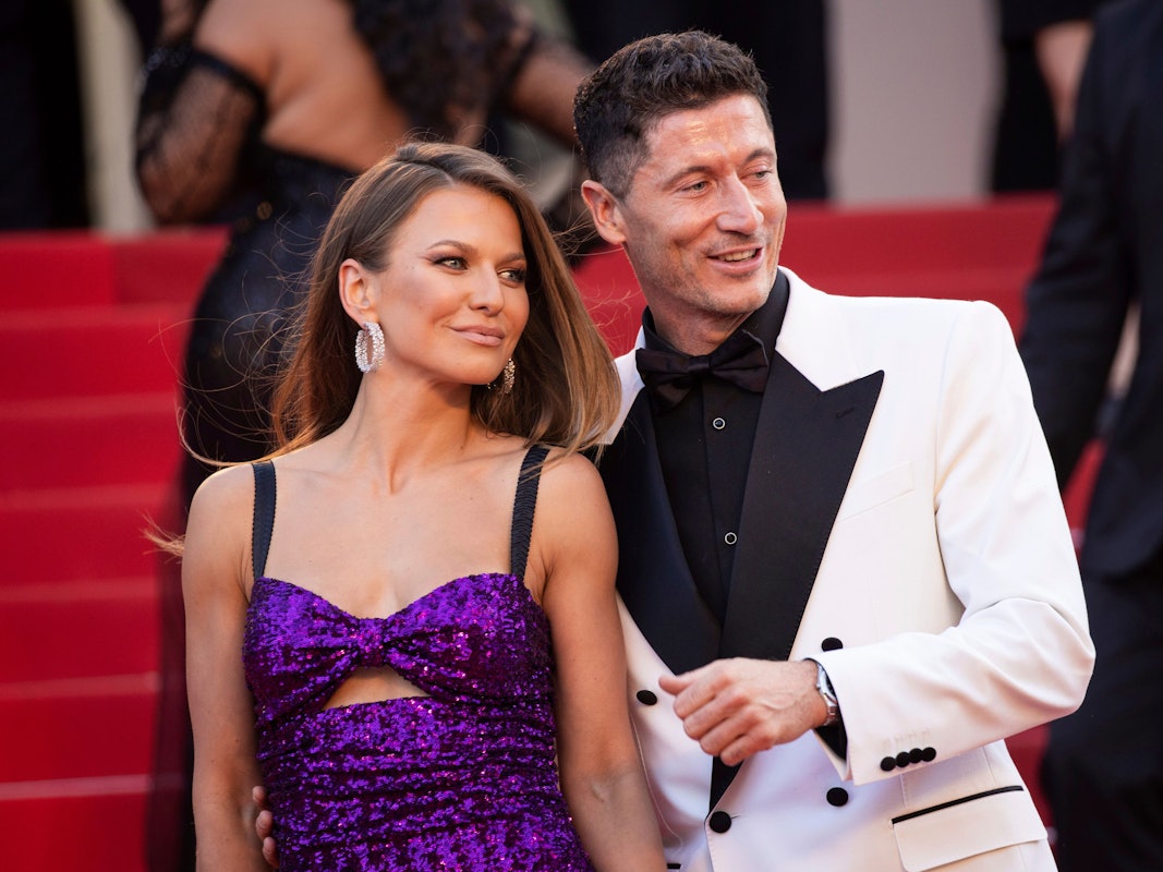 Anna Lewandowska und Robert Lewandowski in feinem Zwirn bei den Filmfestspielen in Cannes.