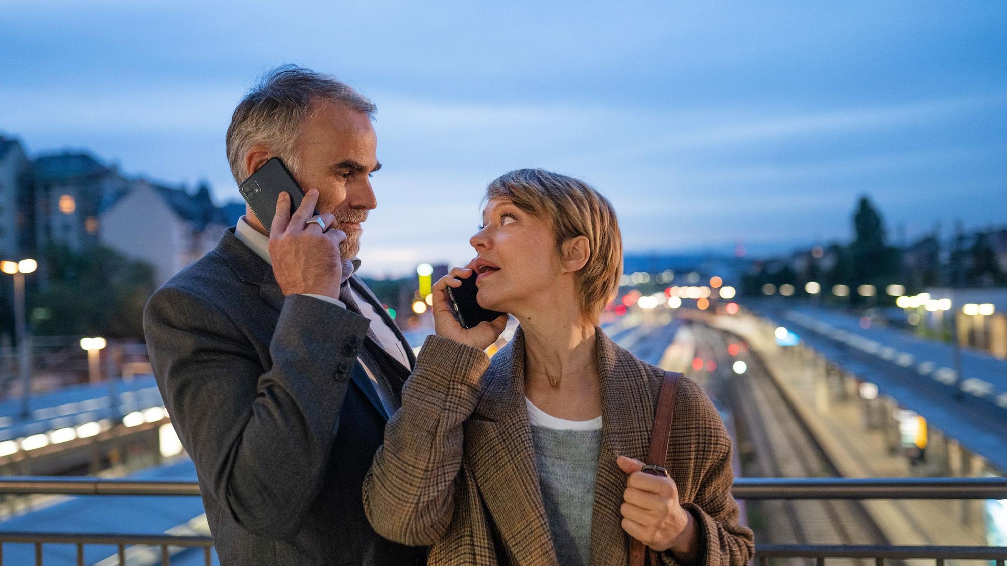 Im neuen Fall der „Tatort“-Ermittler Martin Rascher (Sebastian Blomberg) und Ellen Berlinger (Heike Makatsch) dreht sich alles um die Liebe.