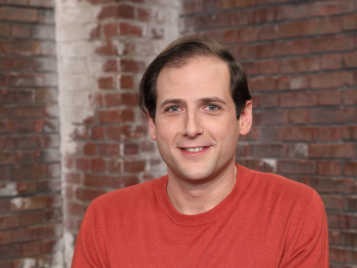 „Bares für Rares“-Händler Julian Schmitz-Avila ist durch die ZDF-Sendung deutschlandweit bekannt geworden.