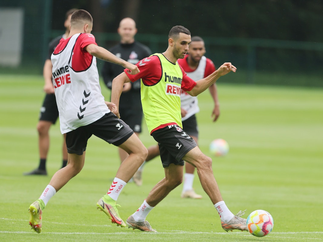 Ellyes Skhiri nimmt wieder das Training beim 1. FC Köln auf.