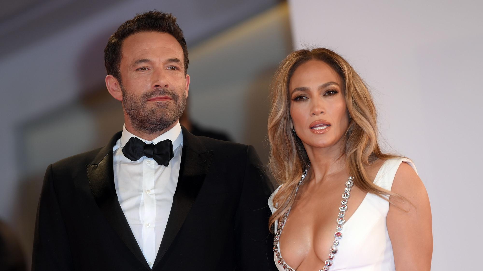 Jennifer Lopez, US-Sängerin und Schauspielerin, und Ben Affleck, US-Schauspieler, treffen zur Premiere des Films