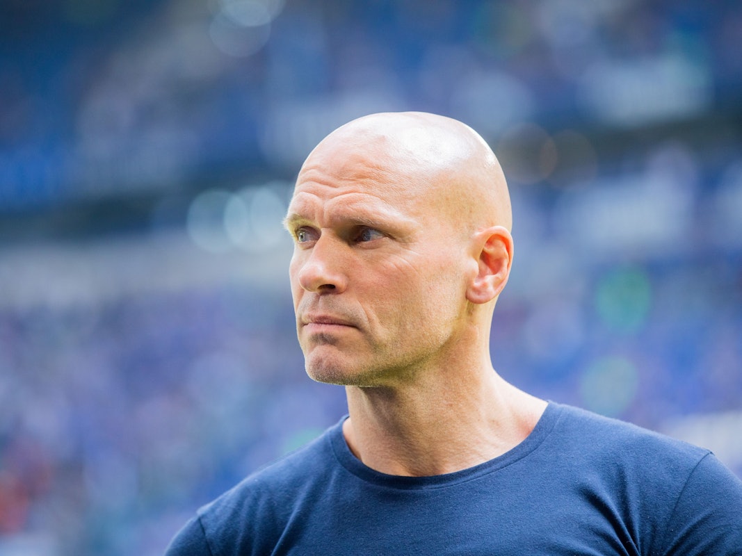 Thorsten Legat, hier im Mai 2019, muss sich nach einem schmerzhaften Sturz einer folgenschweren OP unterziehen.