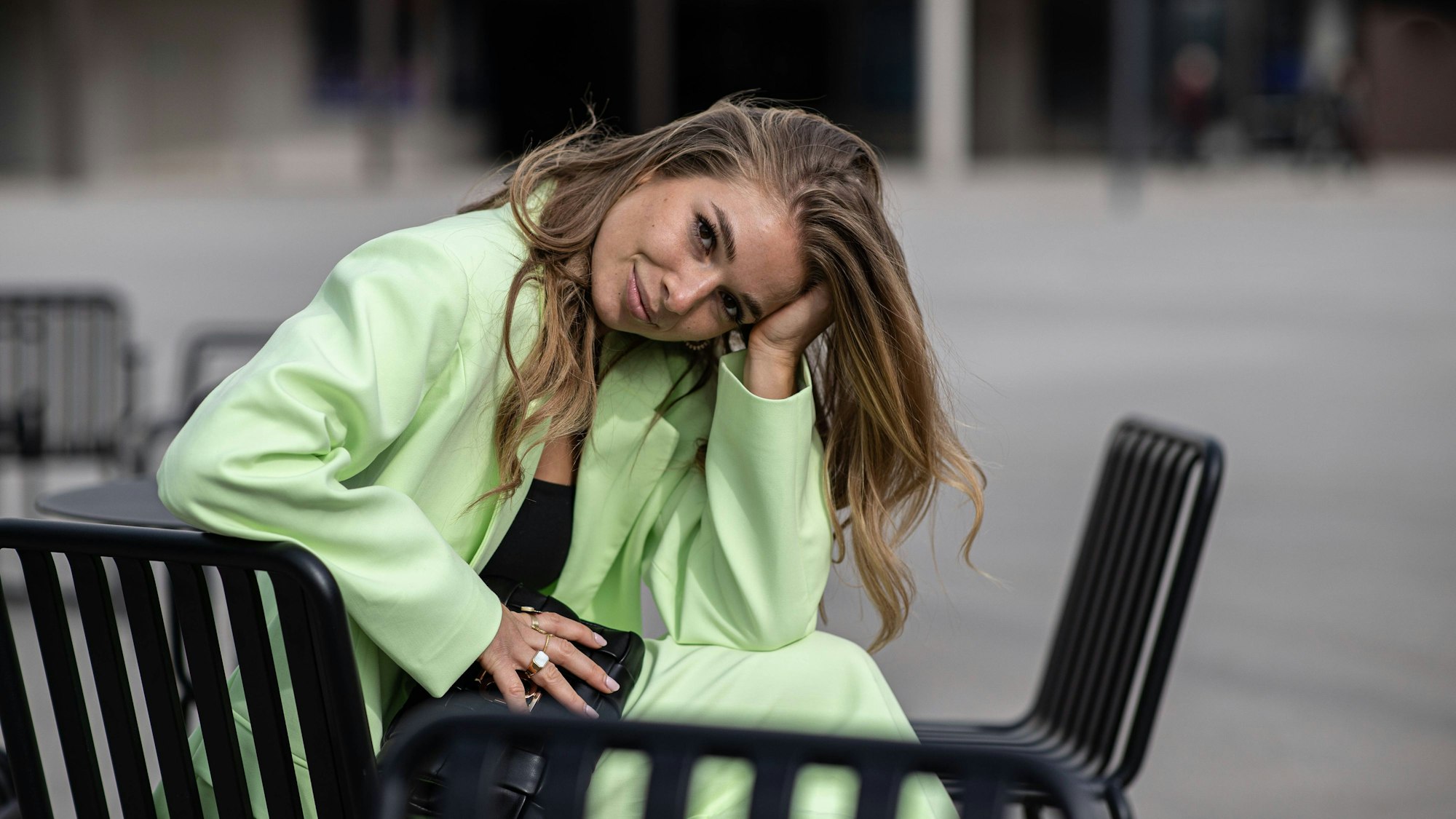 TV-Moderatorin Lola Weippert, hier im März 2022, meldete sich total verzweifelt bei ihren Fans.