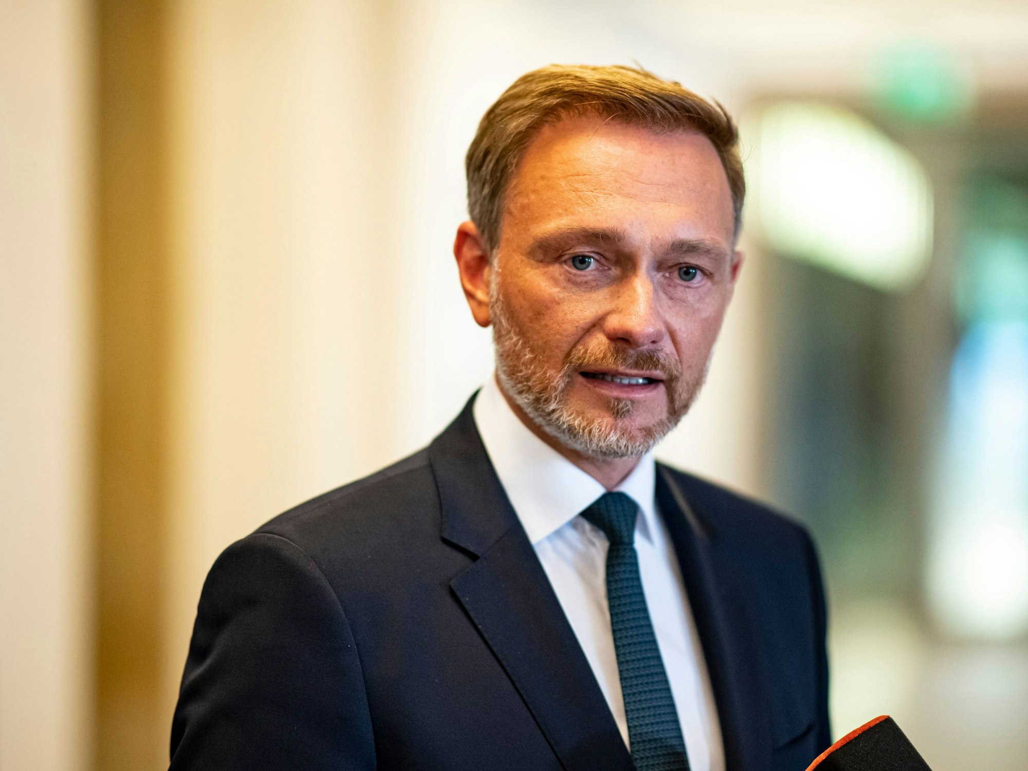 Bundesfinanzminister Christian Lindner hat eine Todesnachricht überbracht. Unser Foto zeigt den FDP-Chef am 7. Juni in Berlin.