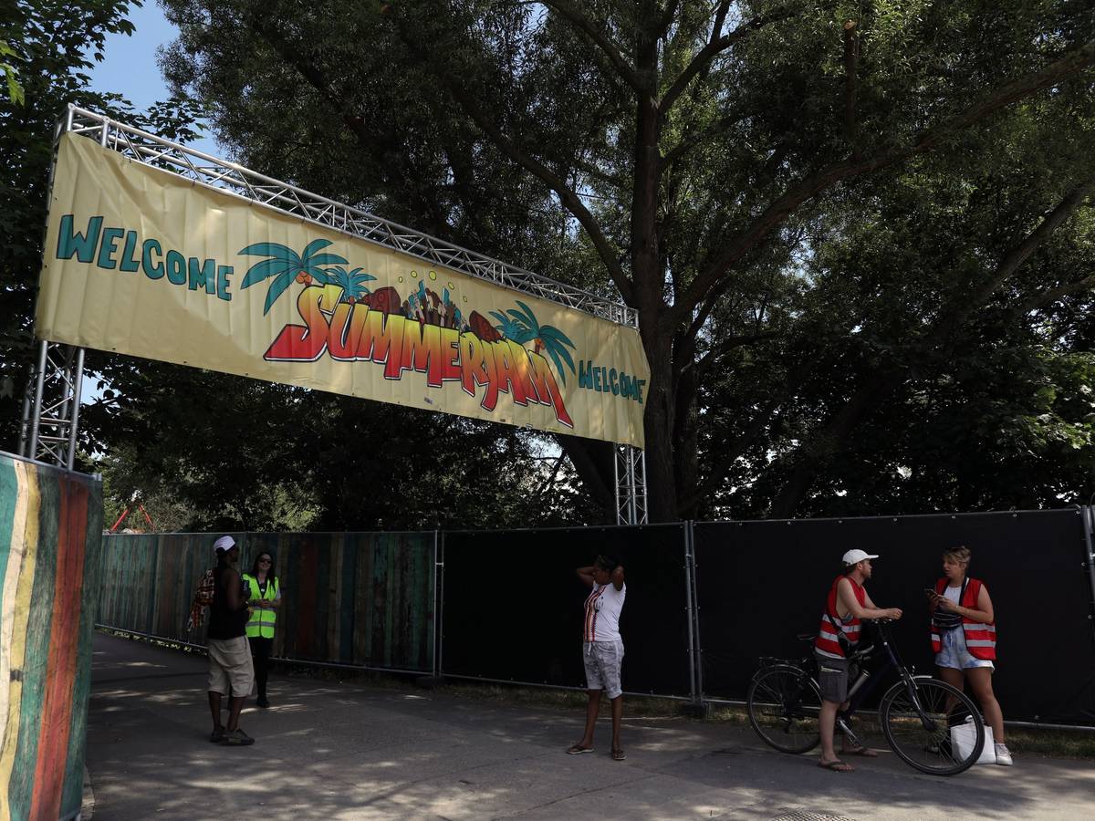 Der Eingang zum Summerjam-Festival am Fühlinger See in Köln.