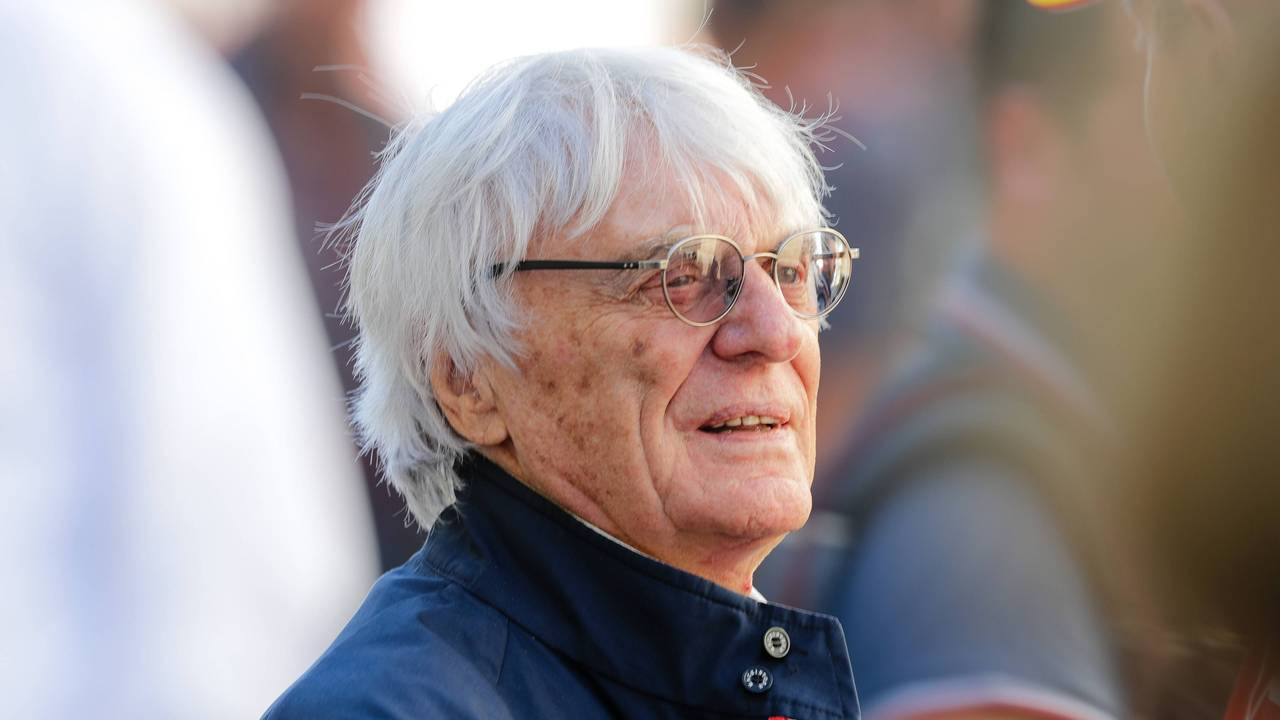 Bernie Eccelstone schaut sich das Formel-1-Rennen in Texas an.