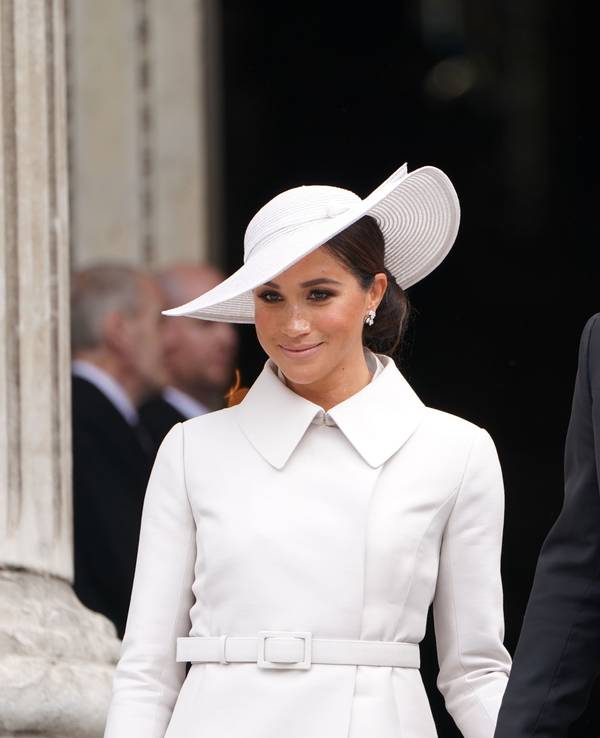 Reichen die Royals den Ausreißern Harry und Meghan, hier im Juni 2022, etwa die Hand? Ein Buckingham-Palace-Bericht sorgt für Überraschung.