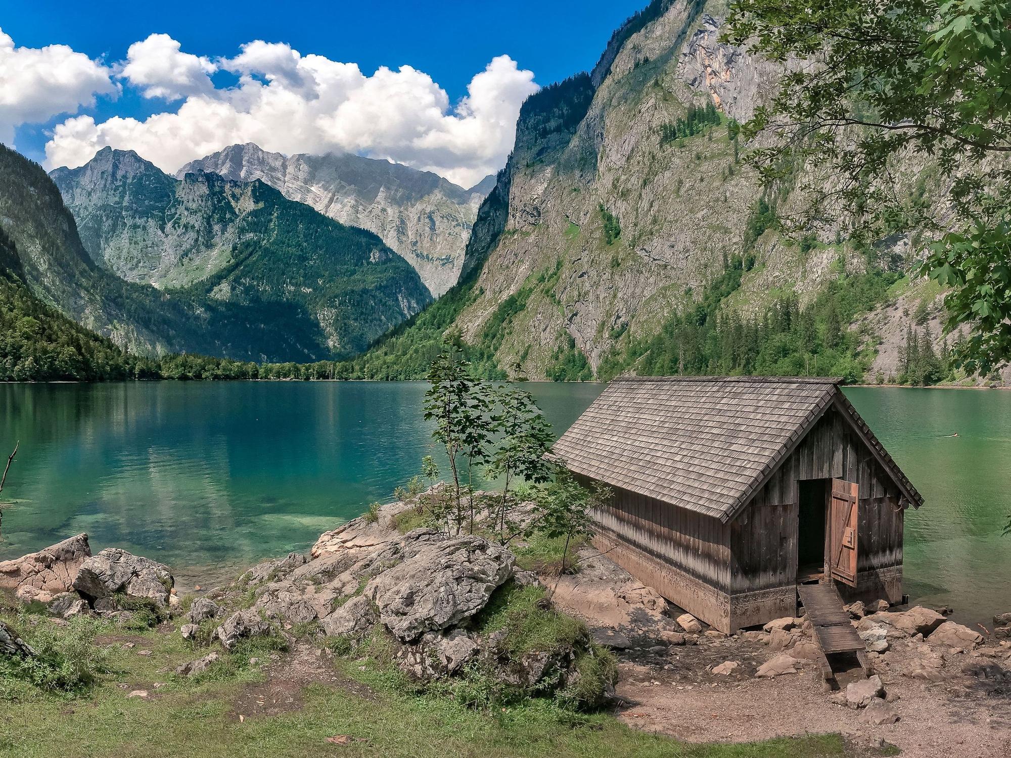 Natur pur findet man am Obersee in Bayern.