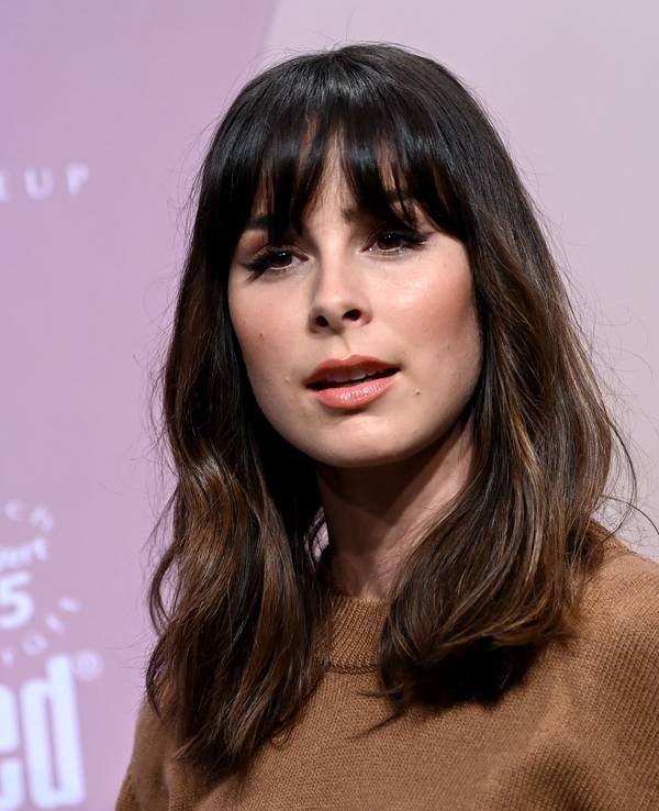 Lena Meyer-Landrut, Sängerin kommt zu ihrer Show „a lot less by Lena Meyer-Landrut“ bei der About You Fashion Week ins Kraftwerk.