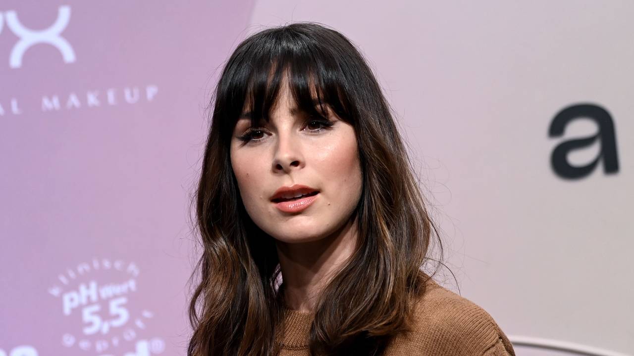 Lena Meyer-Landrut, Sängerin kommt zu ihrer Show „a lot less by Lena Meyer-Landrut“ bei der About You Fashion Week ins Kraftwerk.