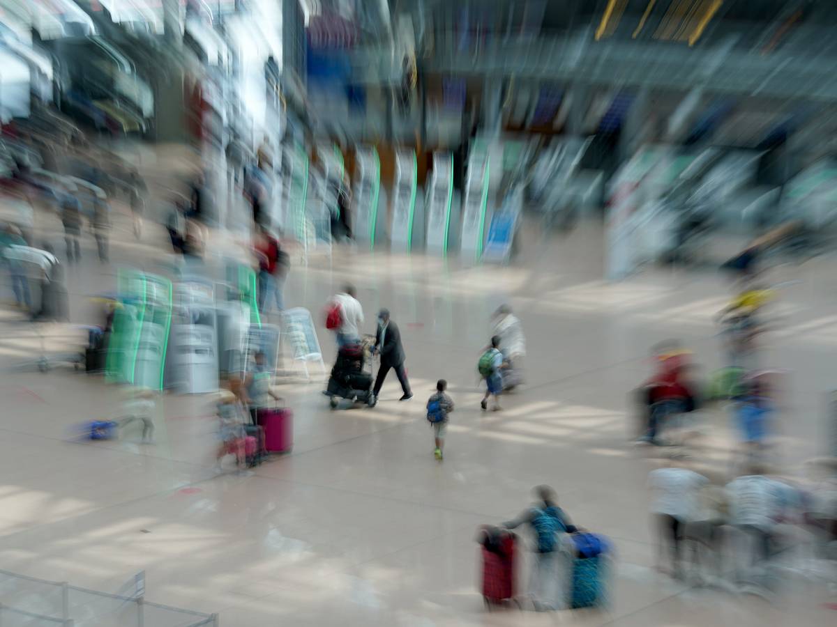 Airport Hamburg: Mit dem Beginn der Sommerferien in Schleswig-Holstein, Mecklenburg-Vorpommern und Hamburg erwartet der Flughafen der Hansestadt einen Ansturm von Passagieren.