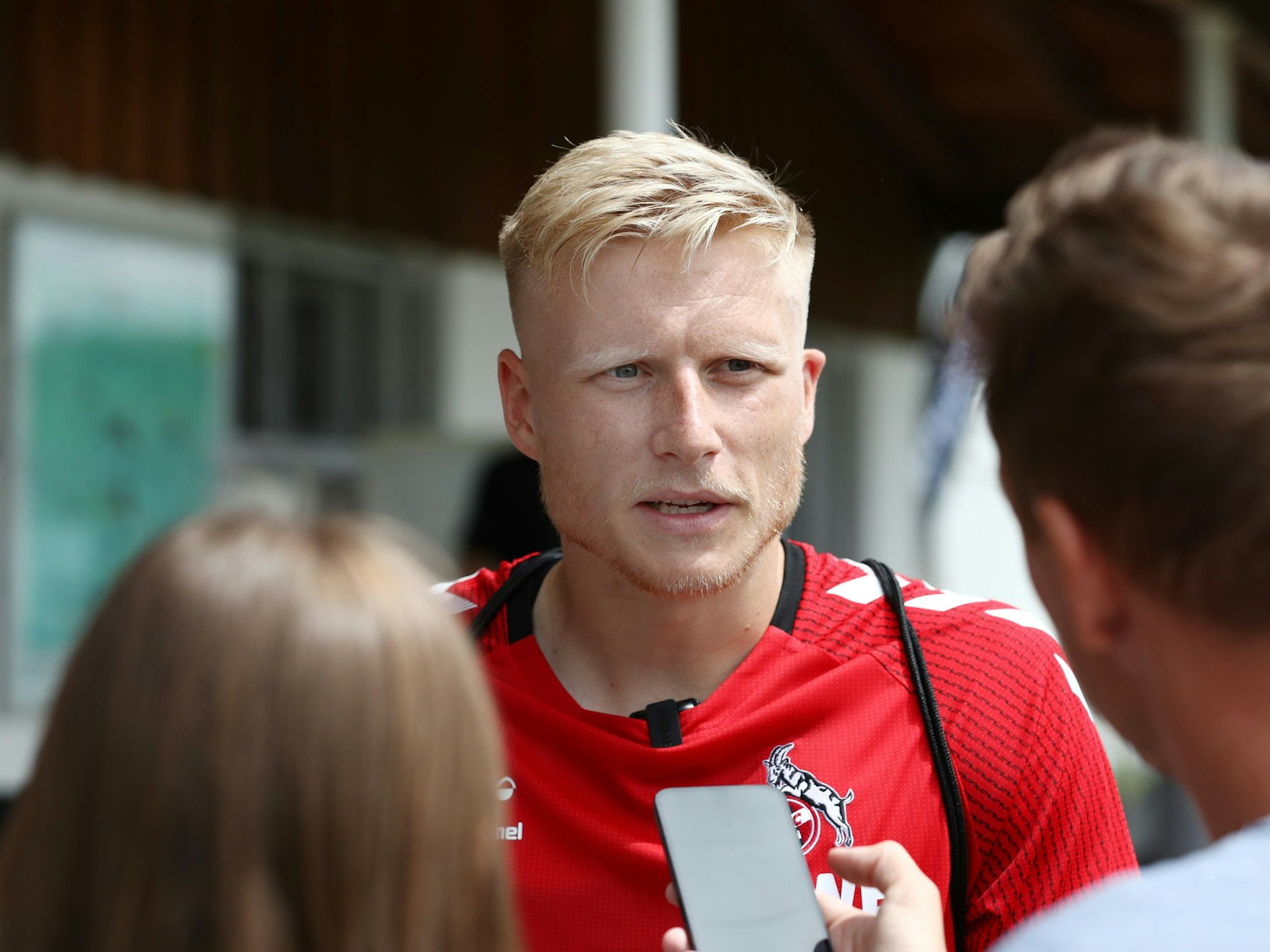 Kristian Pedersen steht Rede und Antwort.