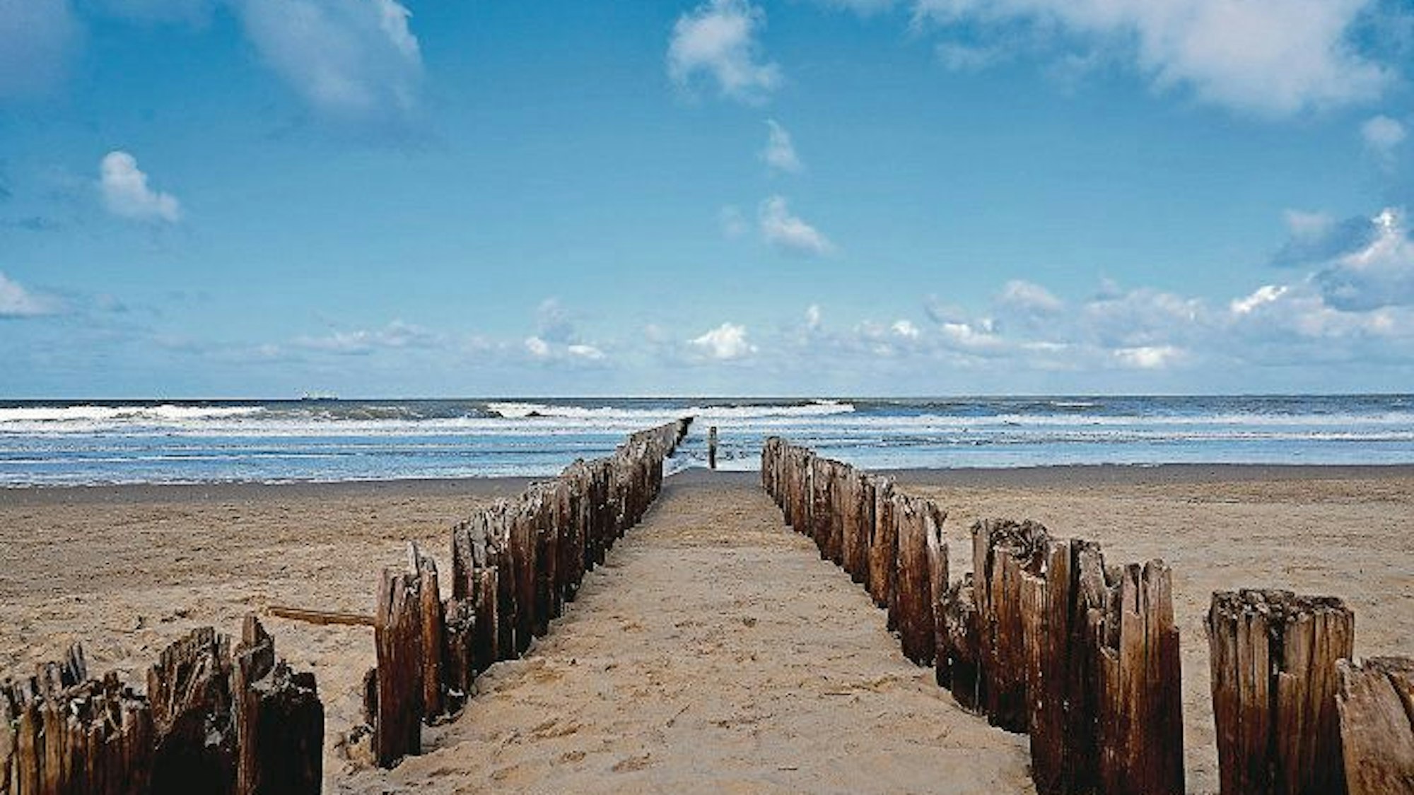 Holland pur: Blick auf den Strand bei Zandvoort (undatierte Aufnahme)