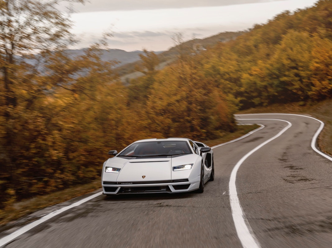 Lamborghini legt den Countach neu auf