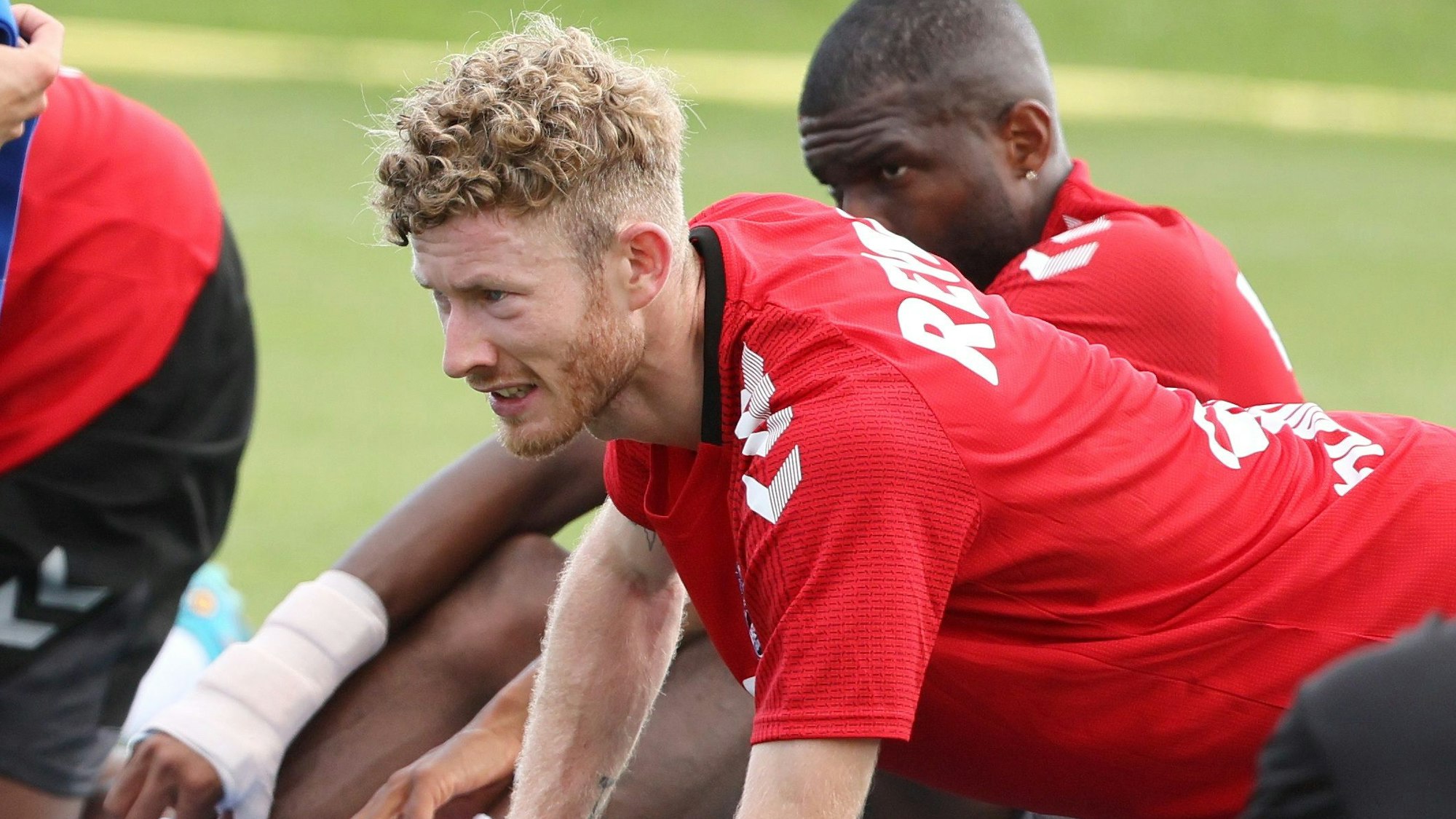 Florian Kainz blickt erschöpft