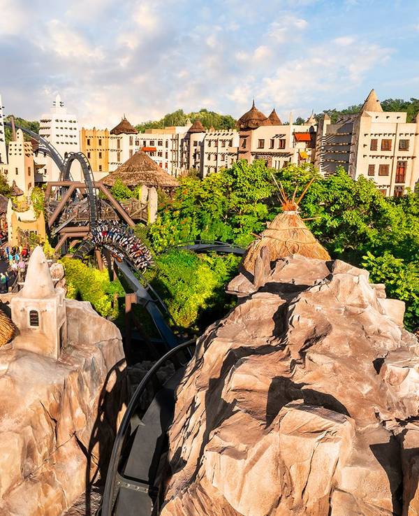 Überblick über die Themenwelt Deep in Africa im Phantasialand.
