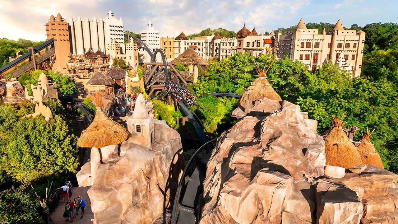 Überblick über die Themenwelt Deep in Africa im Phantasialand.