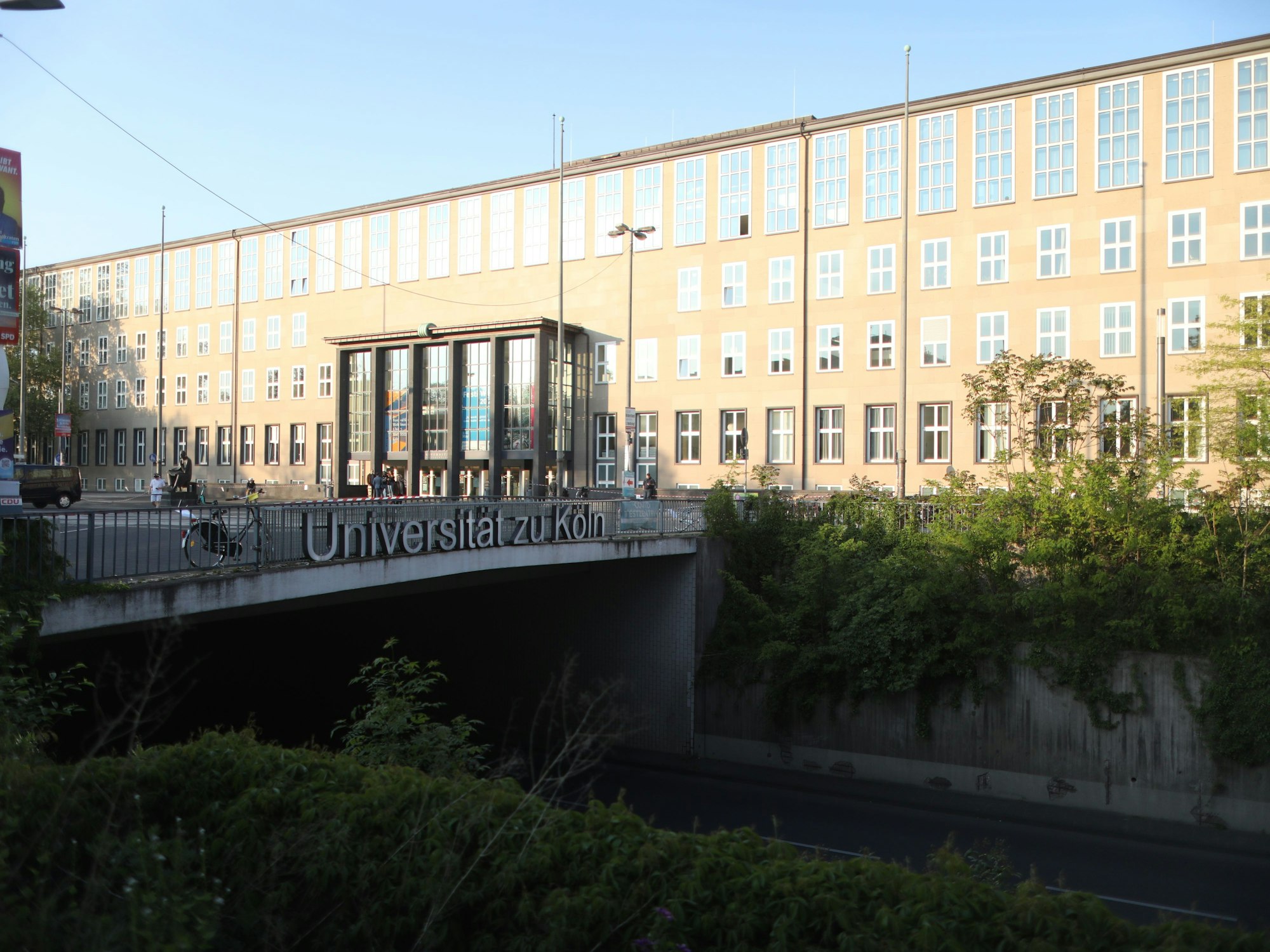 Das Gebäude der Universität zu Köln am 3. Mai 2022.