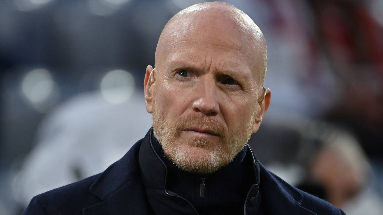 Matthias Sammer bei einem Interview vor der Partie des FC Bayern in der Champions League.