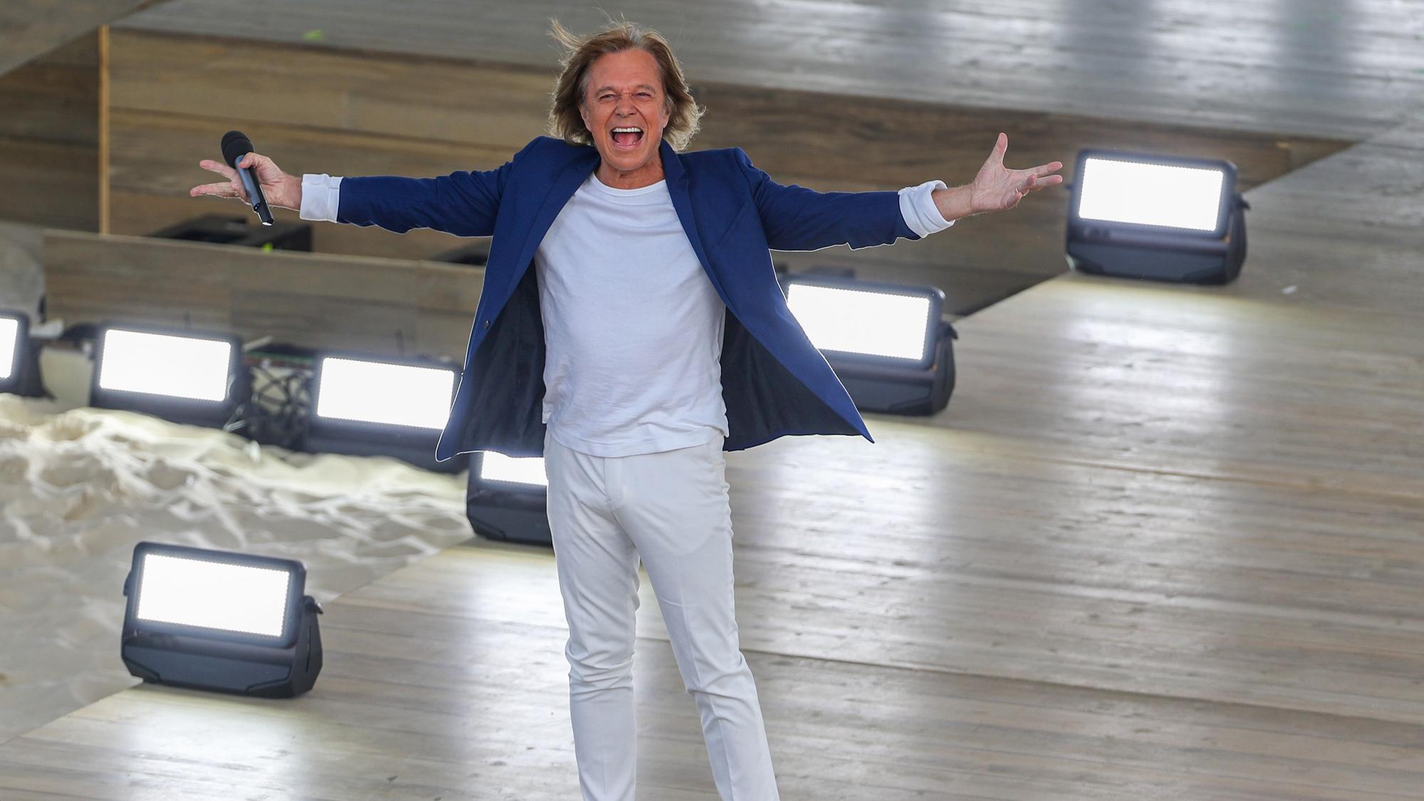 Jürgen Drews, hier bei der „großen Schlagerstrandparty 2022“ am 9. Juli 2022 in Gelsenkirchen, hat sein Karriere-Aus verkündet.