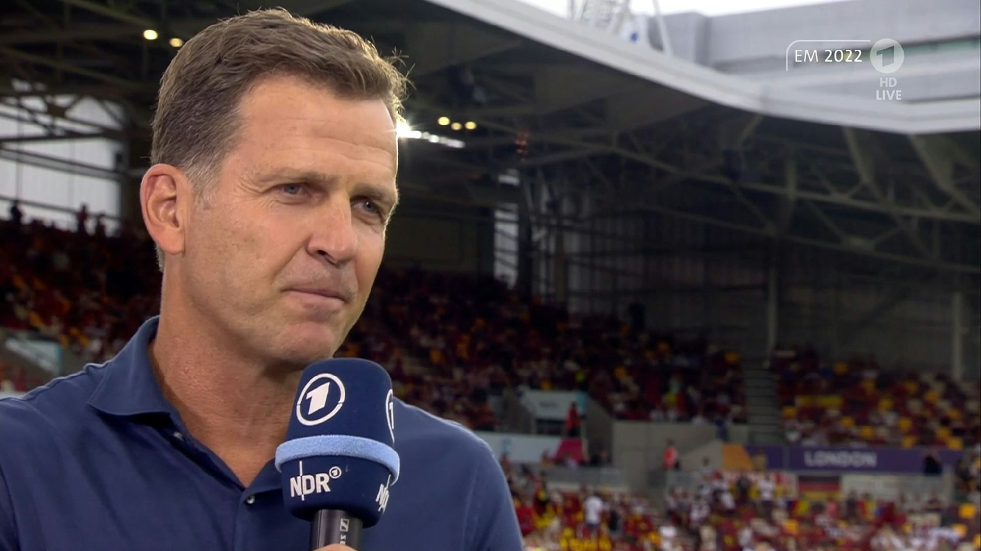 DFB-Manager Oliver Bierhoff vor dem Frauen-EM-Spiel zwischen Deutschland und Spanien im ARD-Interview.