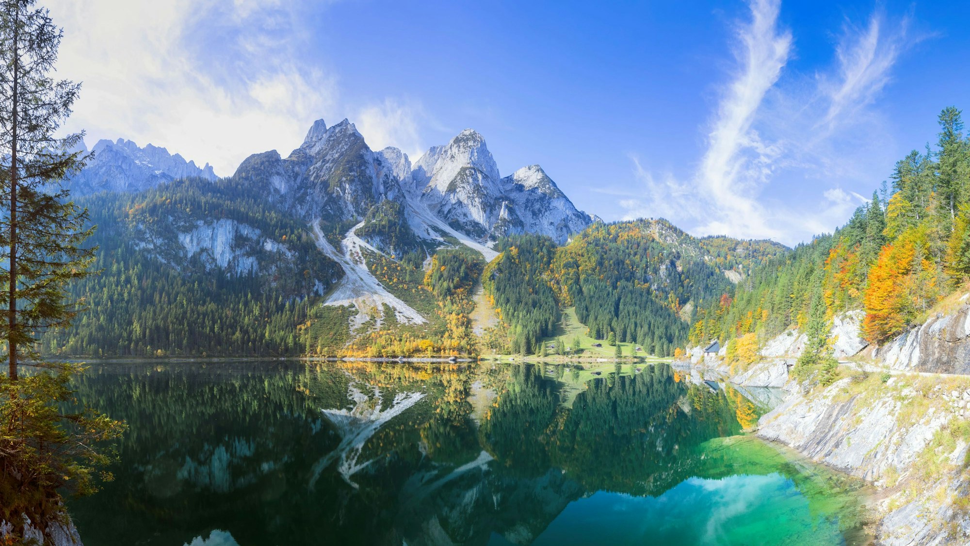 In Österreich gibt es etwa 25.000 Seen.