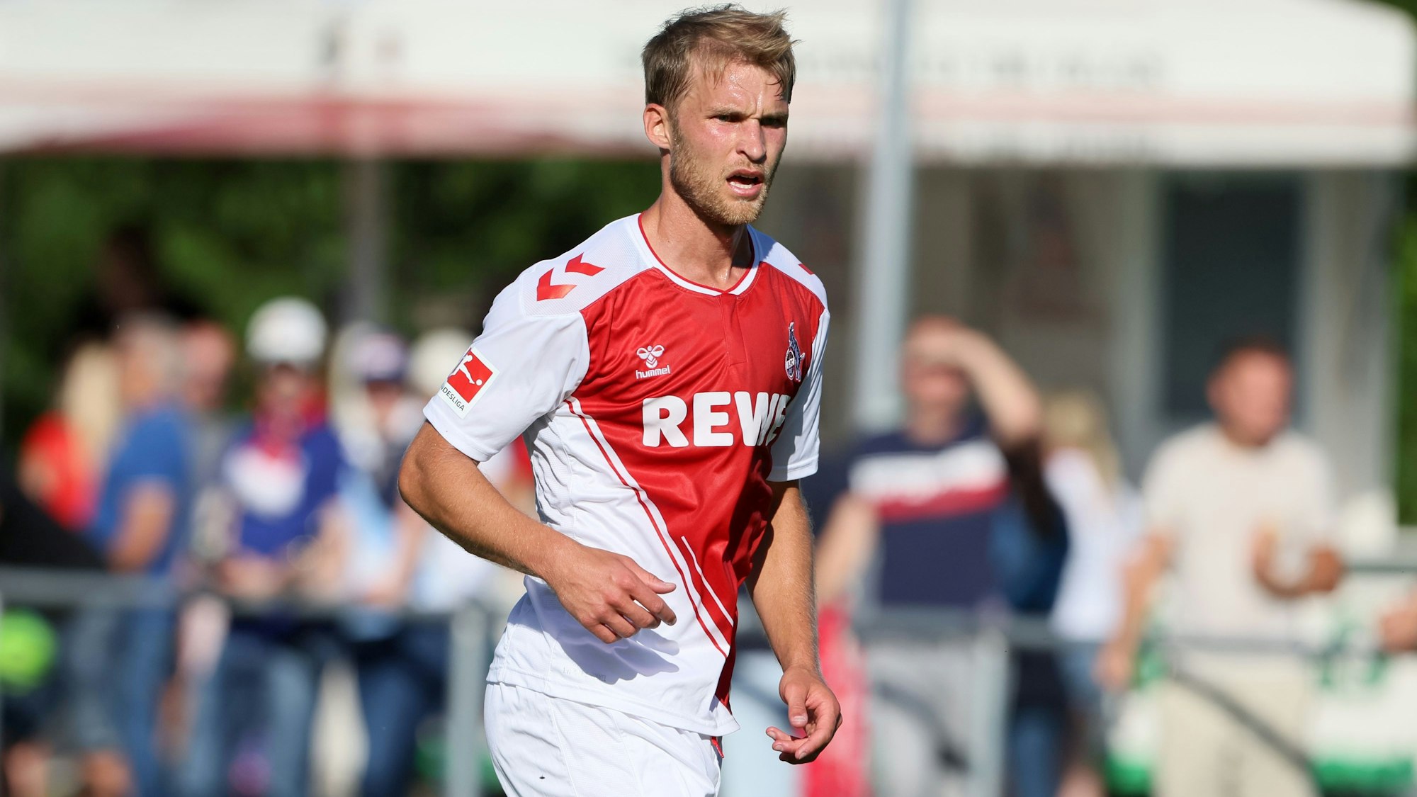 Sebastian Andersson beim Testspiel des 1. FC Köln gegen Austria Lustenau am 8. Juli 2022