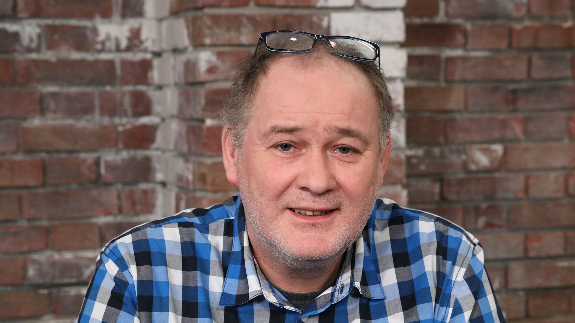 Walter Lehnertz, hier bei einem Fototermin zur ZDF-Show „Bares für Rares“, brach sein Schweigen auf Instagram.