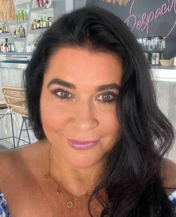 Iris Klein, hier auf einem Instagram-Selfie vom Juni 2022, wettert gegen die Dschungelcamp-Stars Gigi und Djamila.