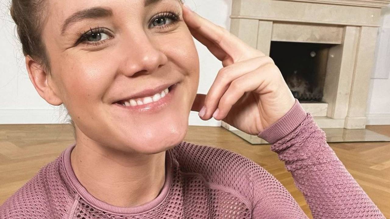 Alina Merkau, hier auf einem Instagram-Selfie vom 21. Januar 2021, ist für jeden Spaß zu haben.