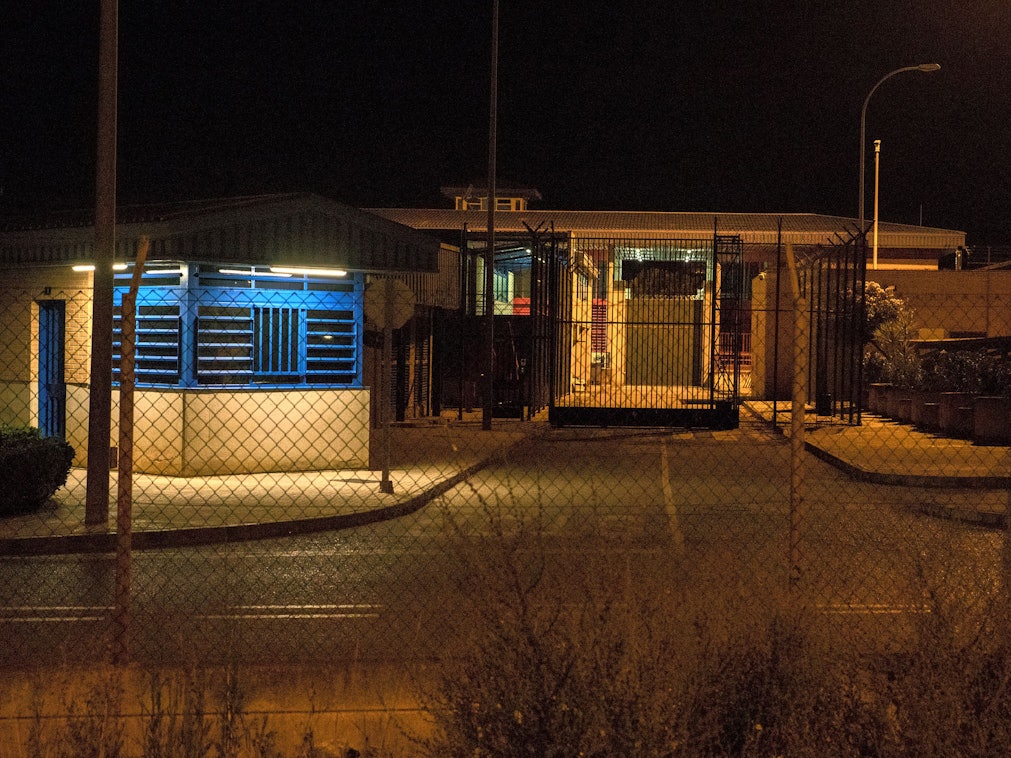 Das Gefängnis in Palma de Mallorca – dort saßen acht Kegelbrüder aus dem Münsteraner Kegelclub unter dem Vorwurf der Brandstiftung in Untersuchungshaft. Alle acht Hobbykegler sind nun wieder frei und dürfen sofort nach Deutschland zurück.