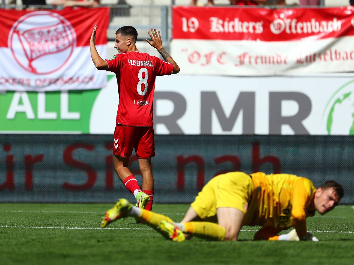 Denis Huseinbasic traf am Sonntag (17. Juli 2022) für den 1. FC Köln gegen seinen Ex-Klub Kickers Offenbach und entschuldigte sich sofort.