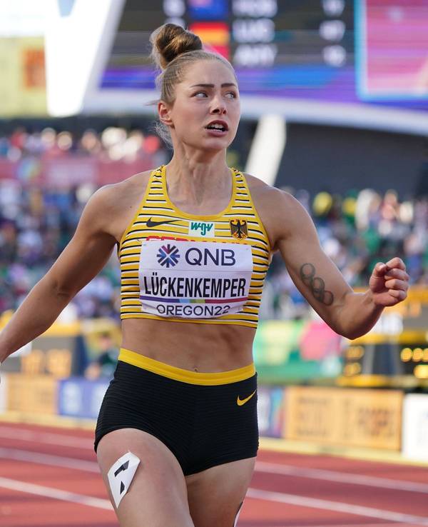 Gina Lückenkemper im Zieleinlauf.
