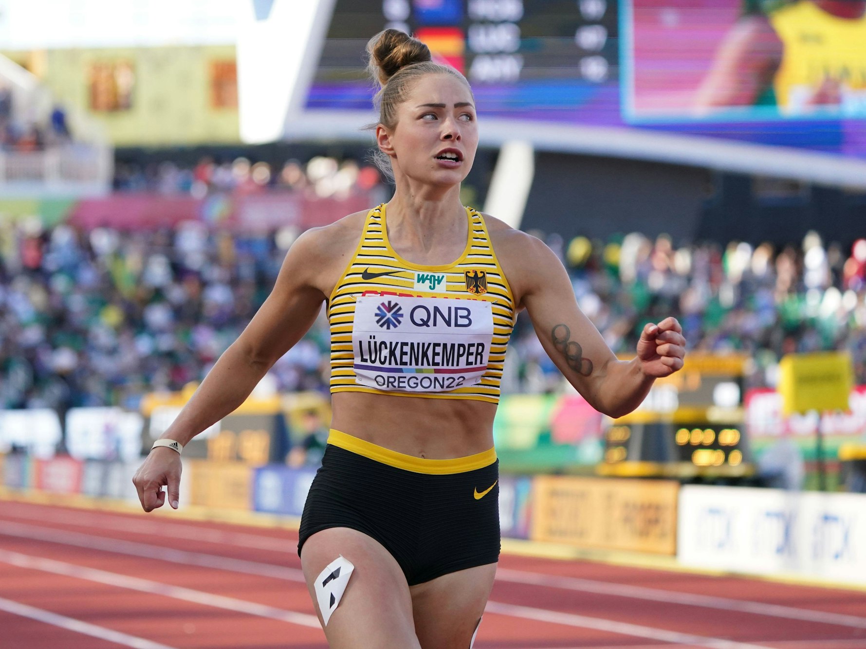 Gina Lückenkemper im Zieleinlauf.