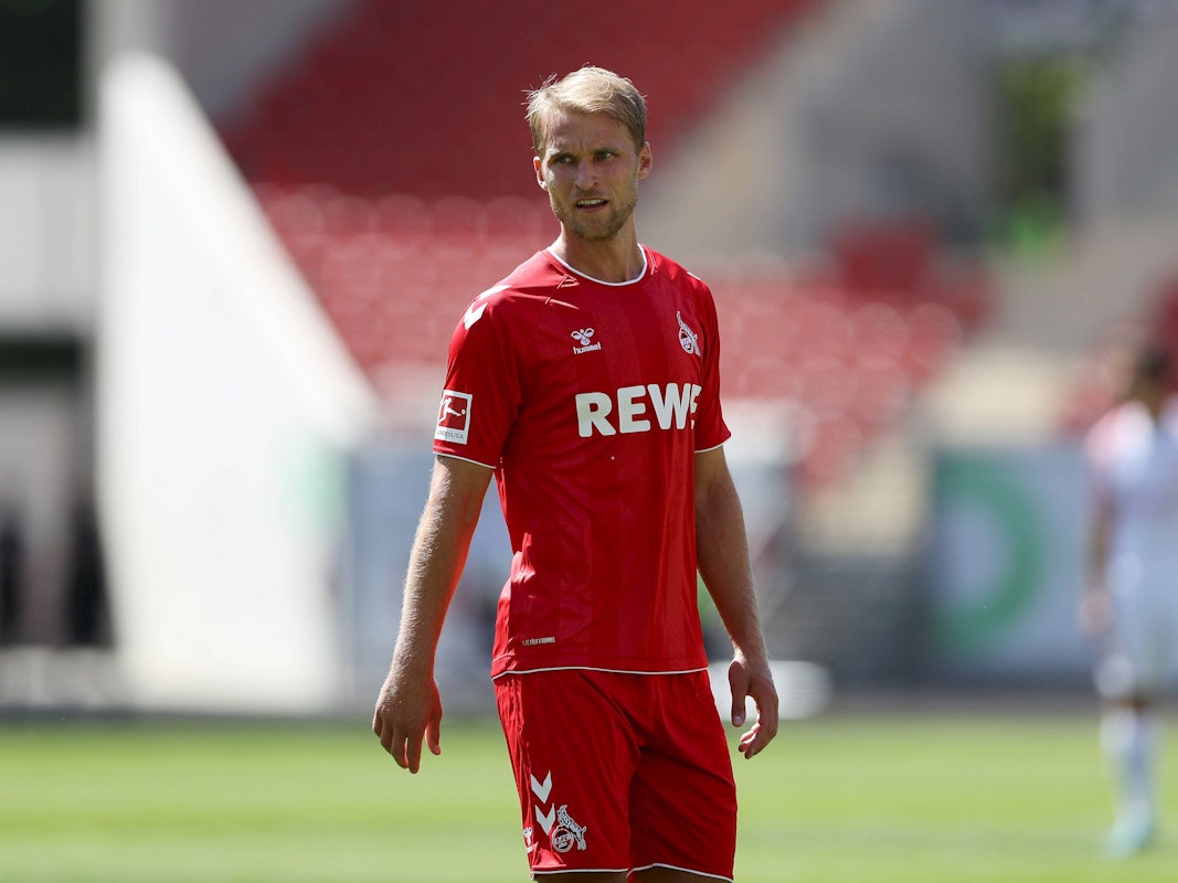 Sebastian Andersson, hier beim Testspiel in Offenbach am 17. Juli 2022, hat beim 1. FC Köln viel Sturm-Konkurrenz.