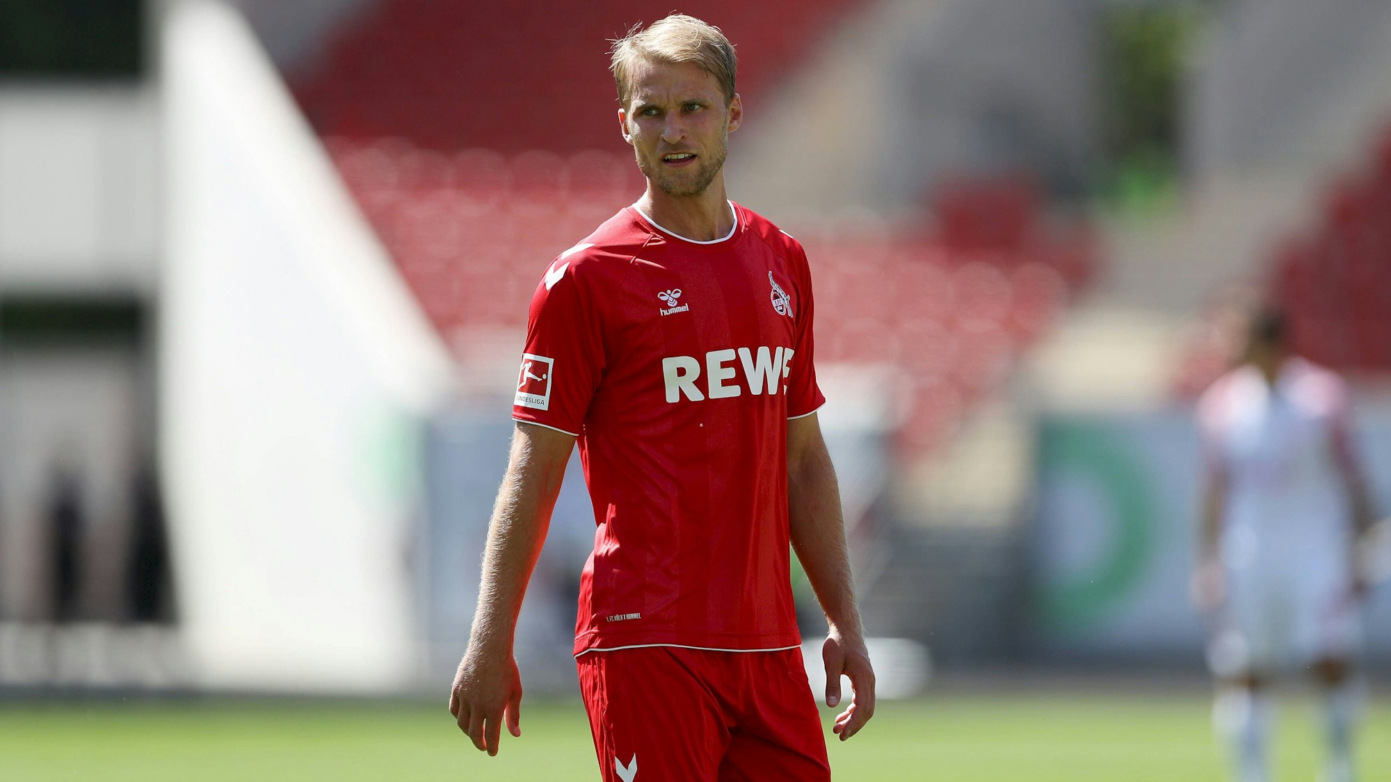 Sebastian Andersson, hier beim Testspiel in Offenbach am 17. Juli 2022, hat beim 1. FC Köln viel Sturm-Konkurrenz.