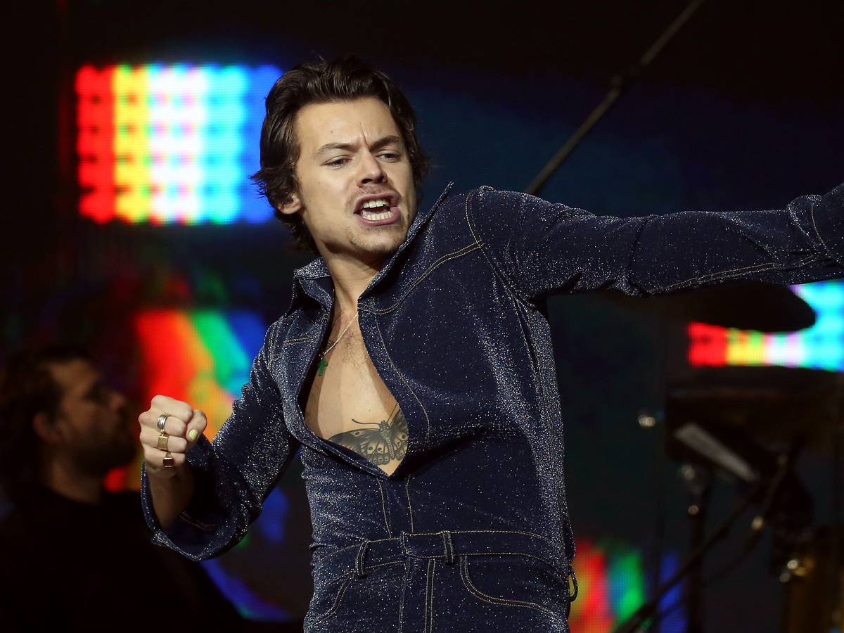 Der britische Musiker Harry Styles bei einem Auftritt.