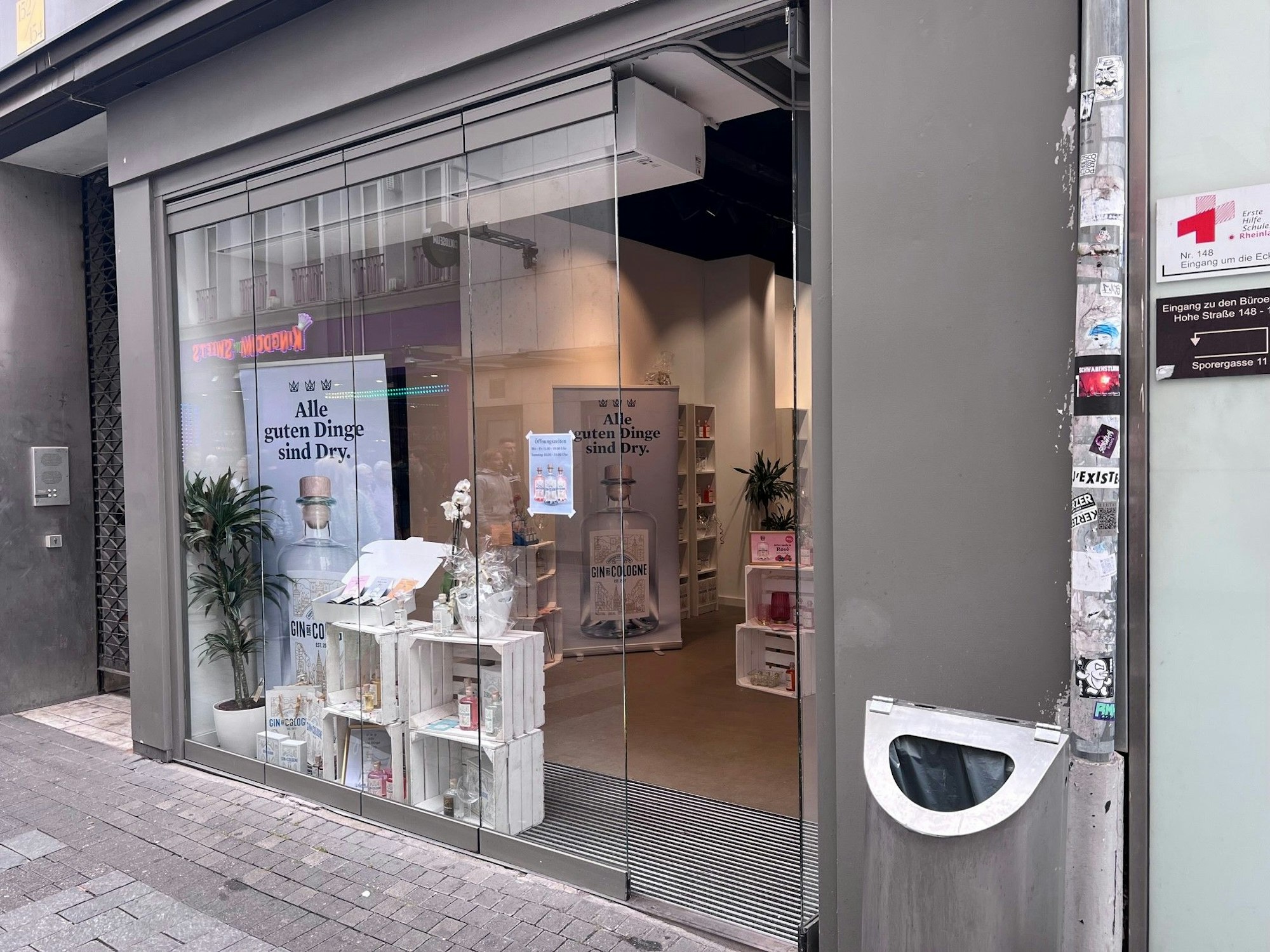 Gin de Cologne-Shop am 21. Juli in Köln auf der Hohe Straße