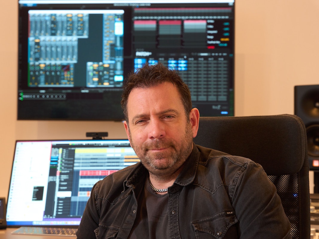 Der Limburger Sänger Ikke Hüftgold alias Matthias Distel, aufgenommen in seinem Studio.