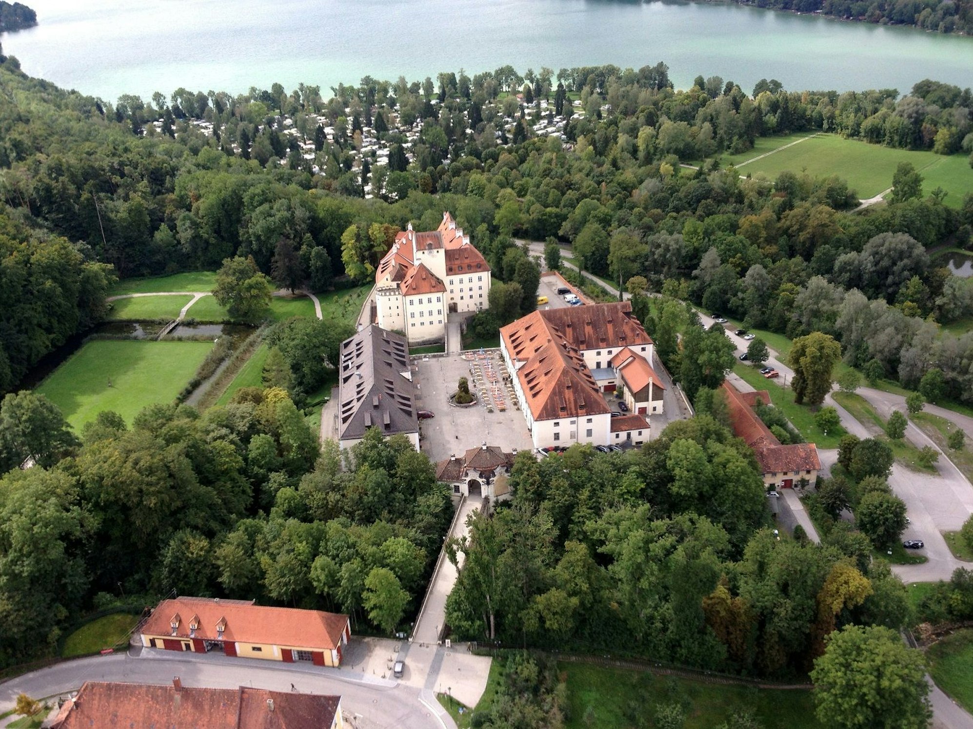 Schloss Seefeld am Pilsensee