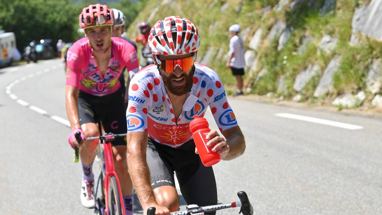 Simon Geschke (vorn) aus Deutschland vom Team Cofidis in Aktion.