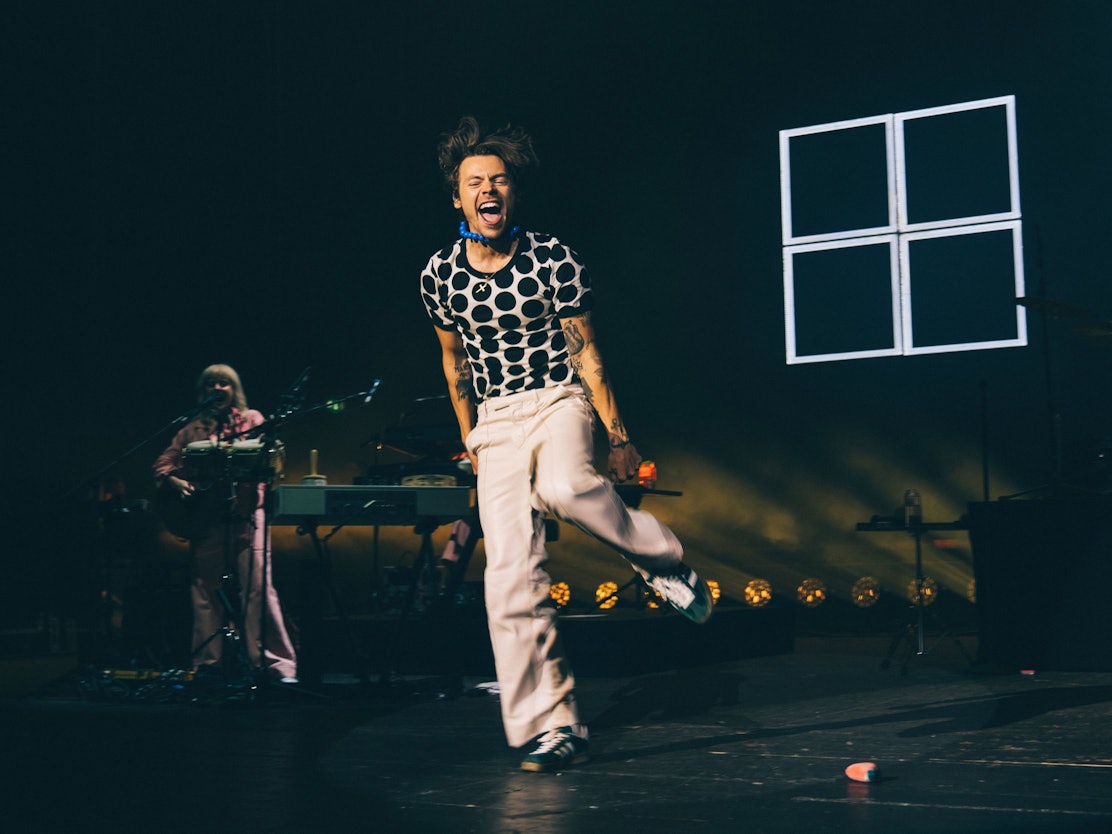 Ein Handout-Foto vom 24.05.22 zeigt Sänger Harry Styles, der in der Brixton Academy im Süden Londons einen "One Night Only"-Auftritt absolviert, um sein neues Album vorzustellen.