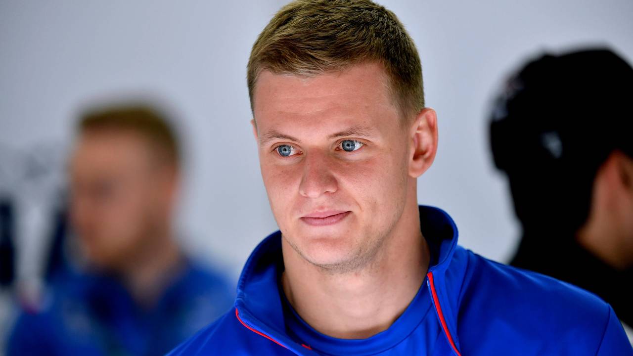 Mick Schumacher fokussiert vor dem Rennen in Österreich.