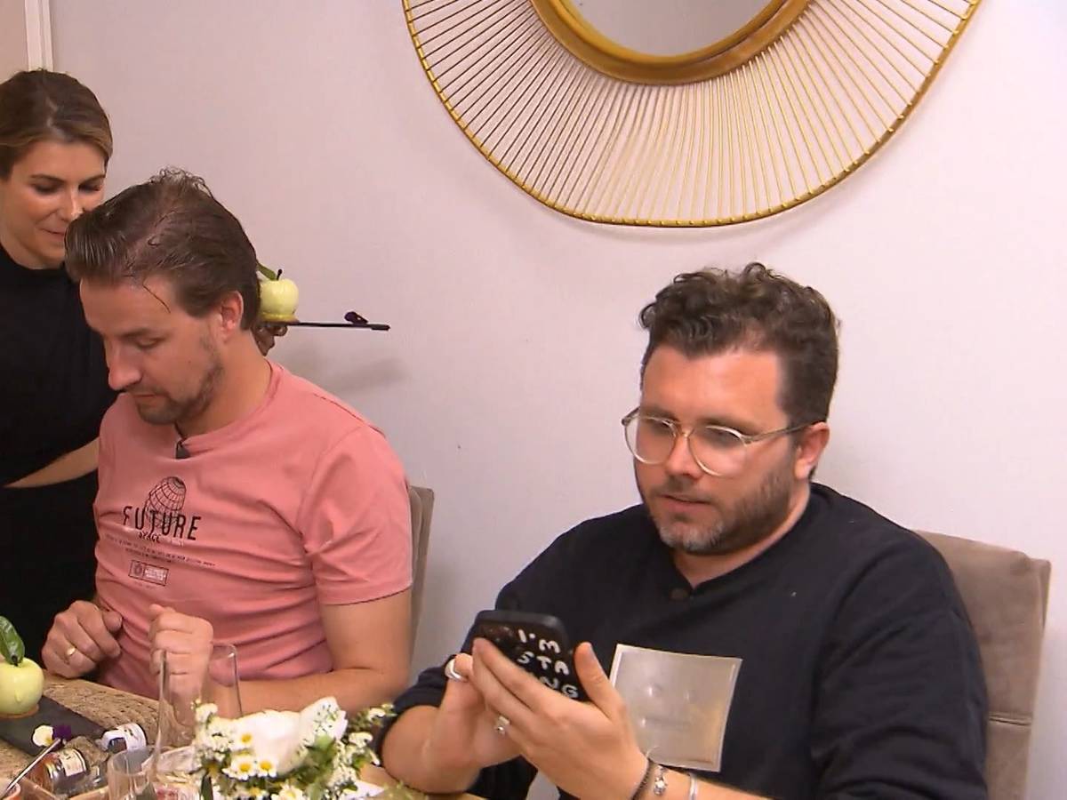 "Das perfekte Dinner"-Gäste vermissen Final-Köchin Cheryl - die baut ein "Kunstwerk"