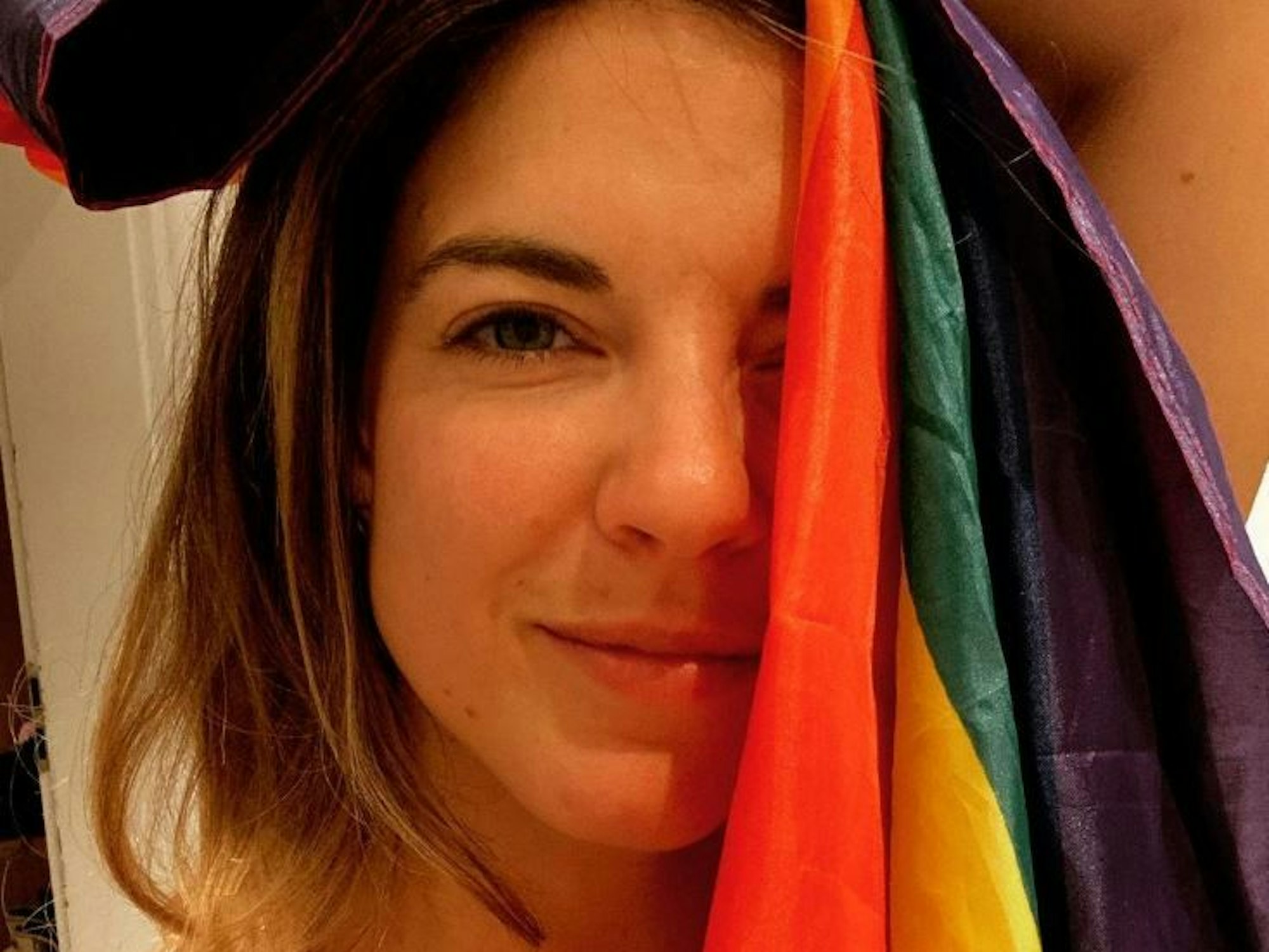 Das Selfie hat Schauspielerin („Alles was zählt“) Maike Johanna Reuter zur Kölner CSD-Parade am 3. Juli 2022 geteilt.