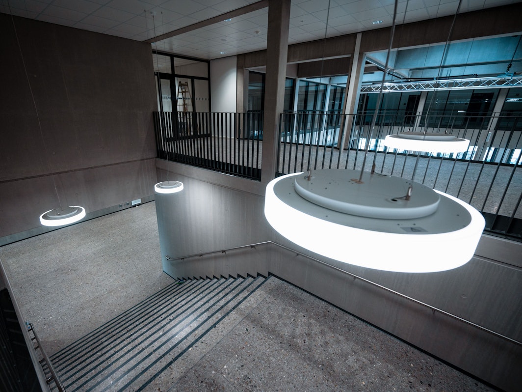 Das neue Schulgebäude an der Zusestraße in Lövenich von innen.