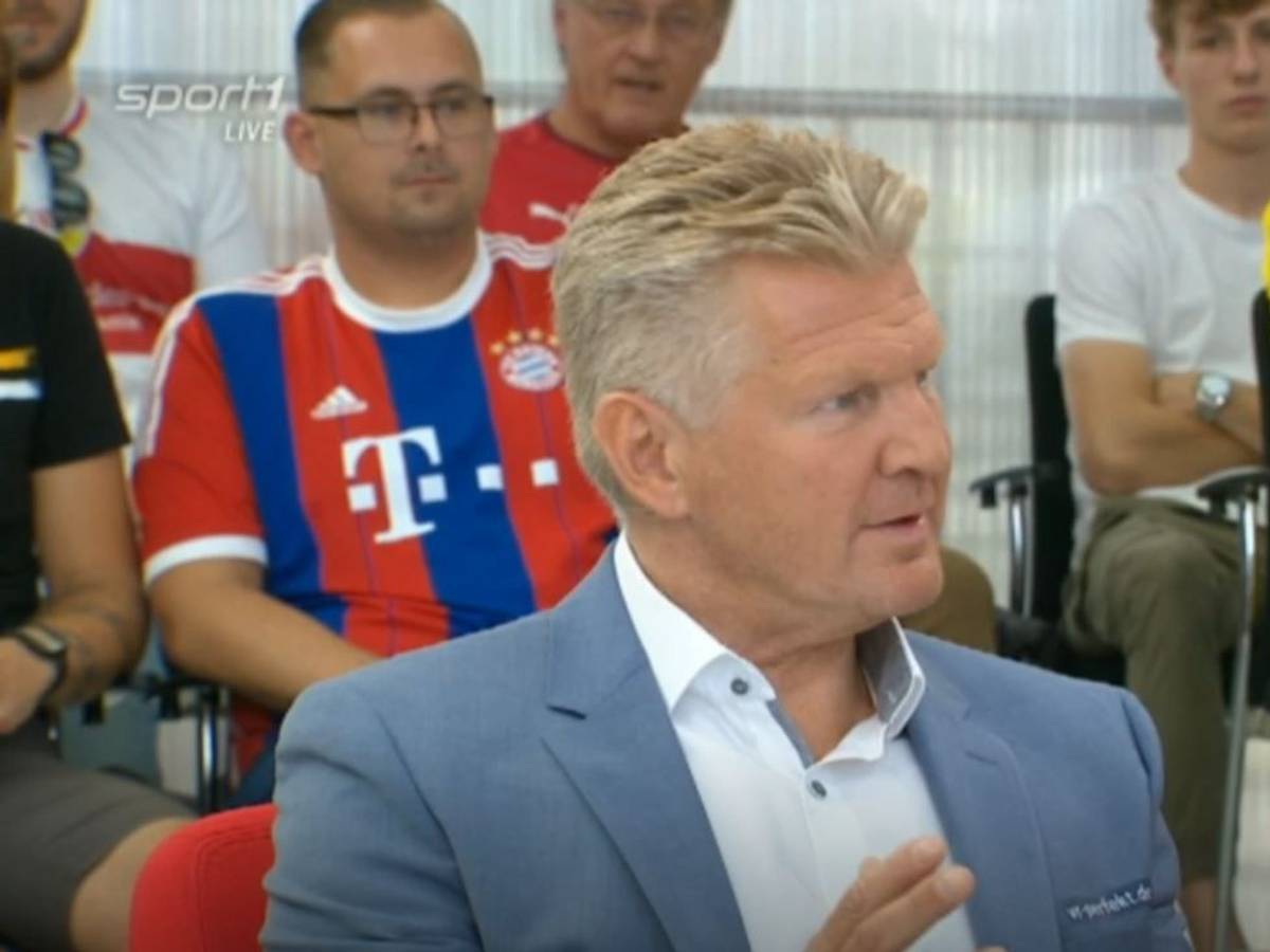 Stefan Effenberg spricht im TV-Studio.