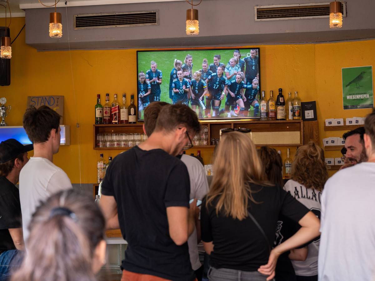 Das EM-Finale wurde am 31. Juli 2022 auch in der Fußballkneipe Gottes Grüner Wiese geguckt.
